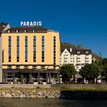 Paradis 4*