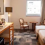 Hotel Paradis 4*