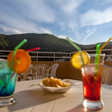 Paradis Отель
