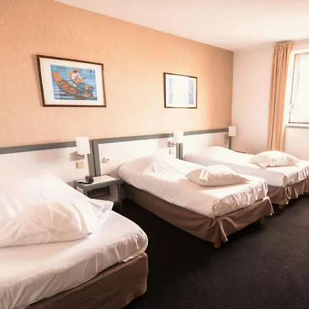 Отель Paradis 4*