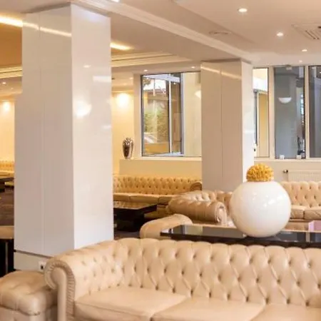 Paradis Отель 4*