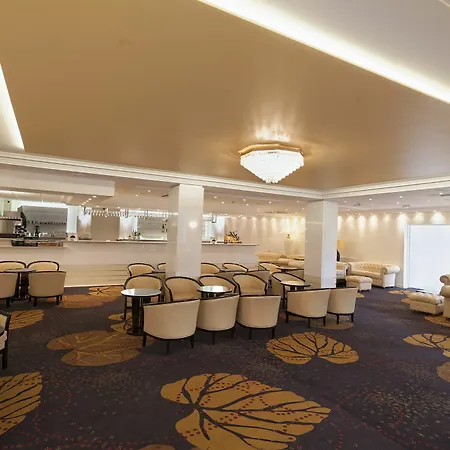 Отель Paradis 4*