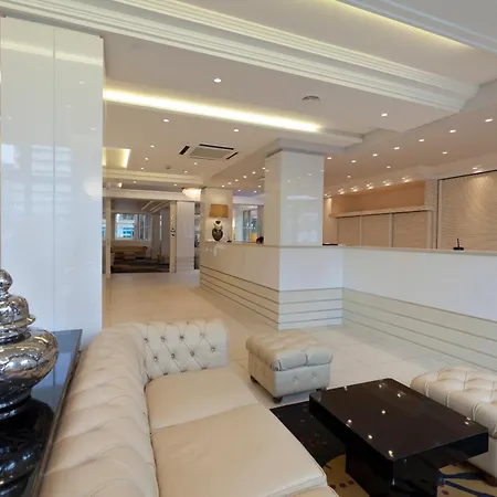 Paradis 4*