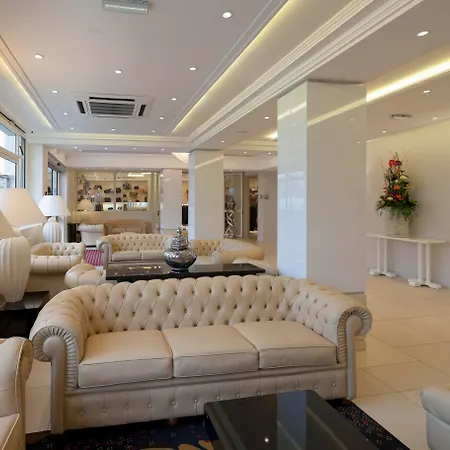 Paradis 4*